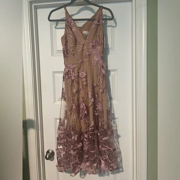 Dress the Population Audrey Embroidered Fit & Flare Dress - Picture 3 of 9